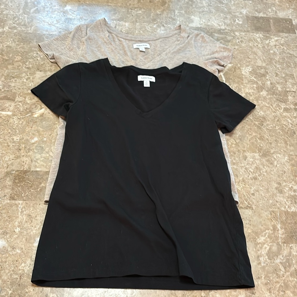 Nordstrom V Neck T Shirt Sold together Size Small